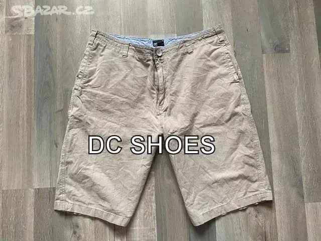 DC shoes pánské kratase vel. 38
