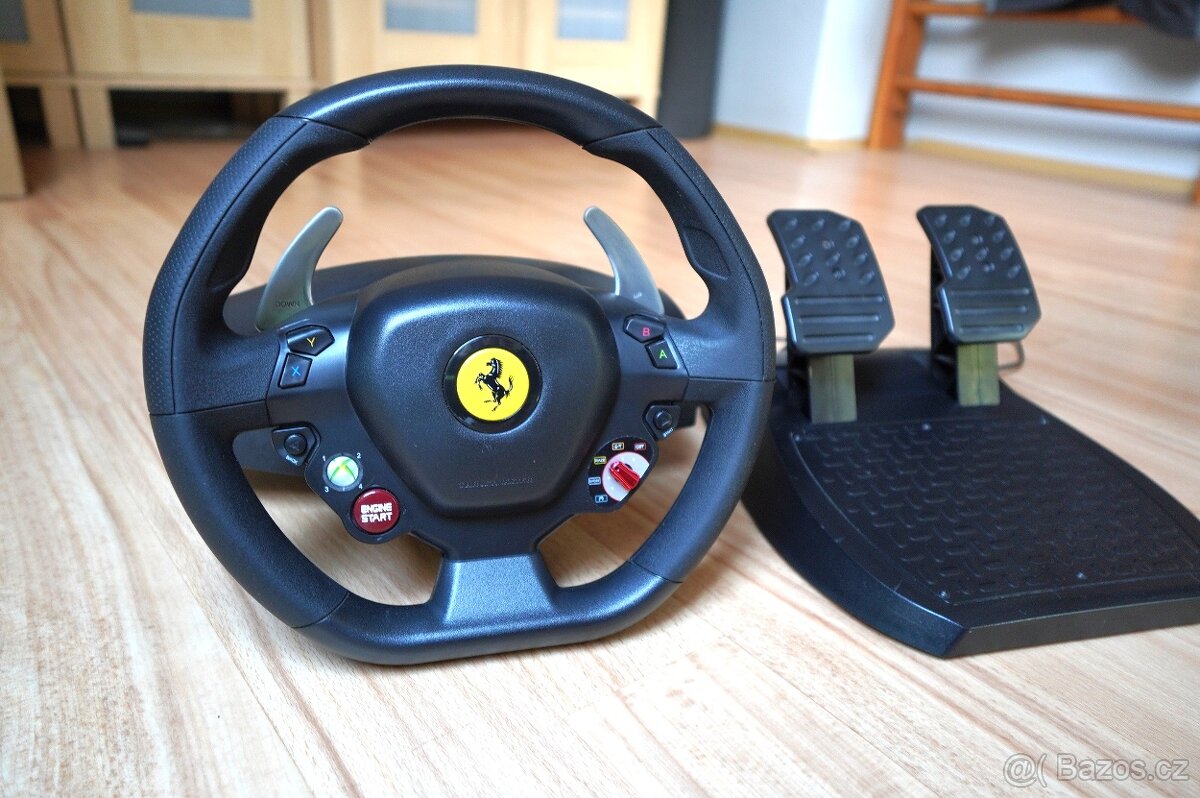 Volant Thrustmaster Ferrari 458 Italia XBOX 360