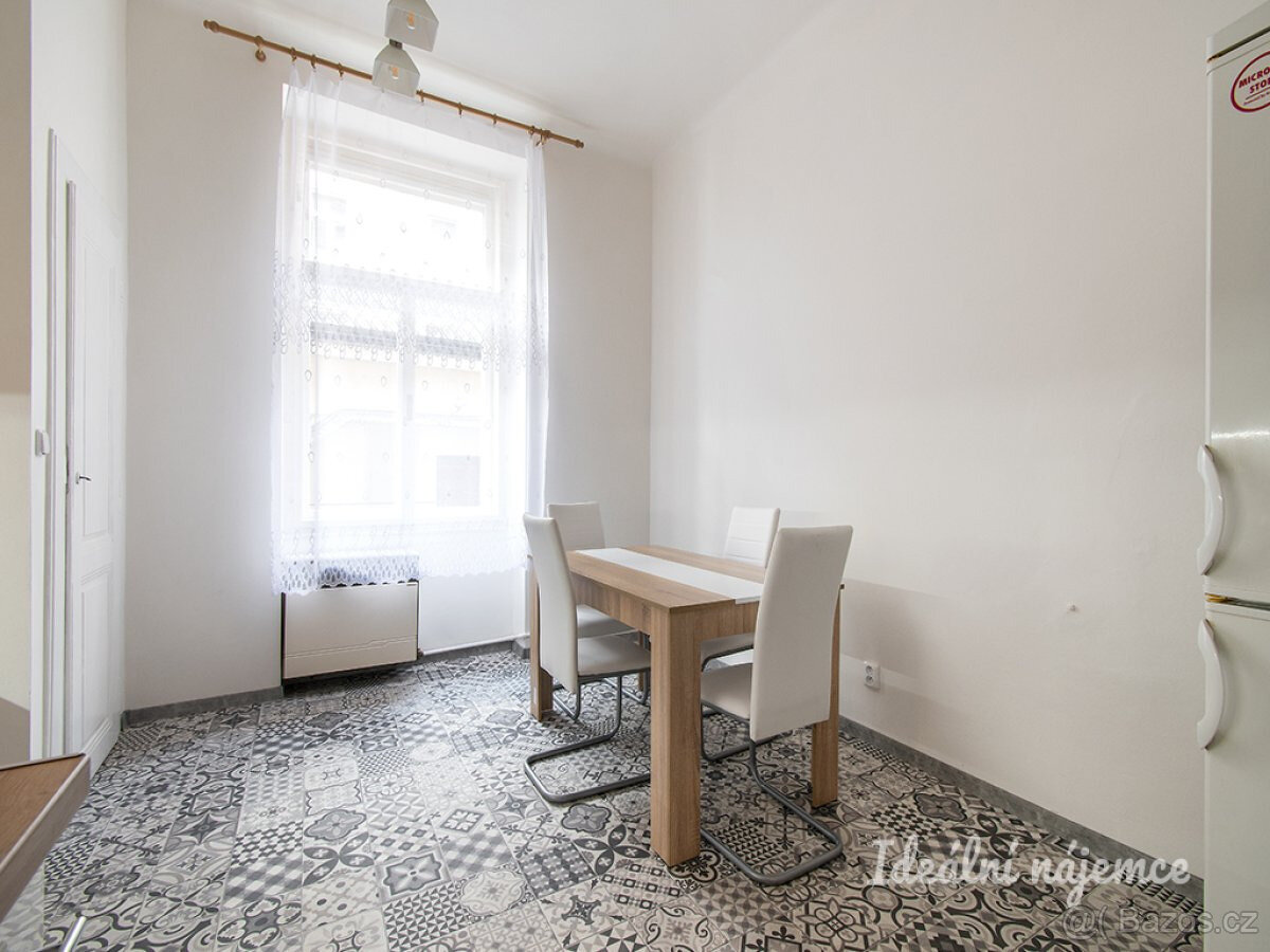Pronájem bytu 2+1, Sokolovská, Karlín, 22.900 Kč/měs, 71 m2