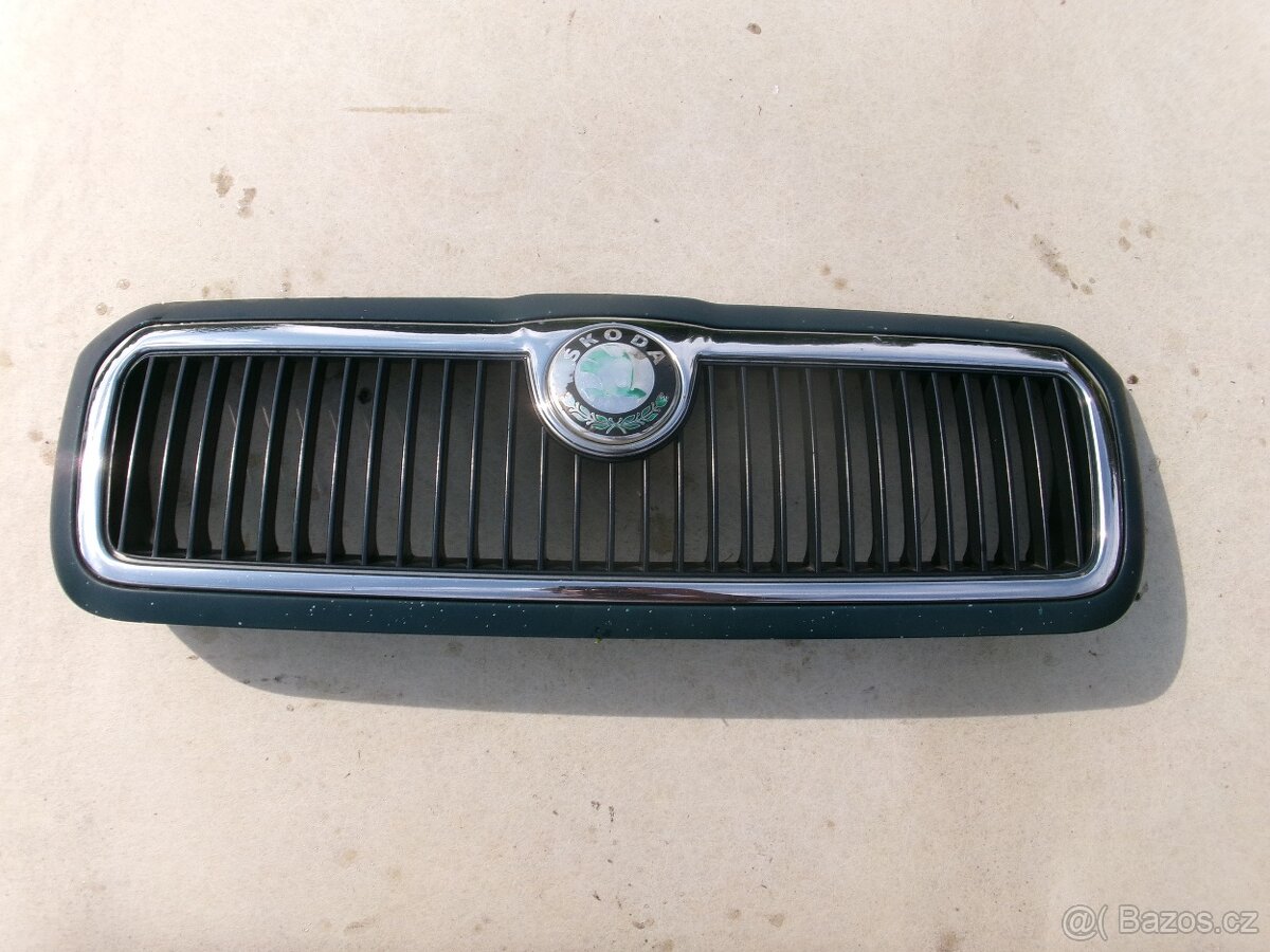 maska octavia 1 zelená 5550