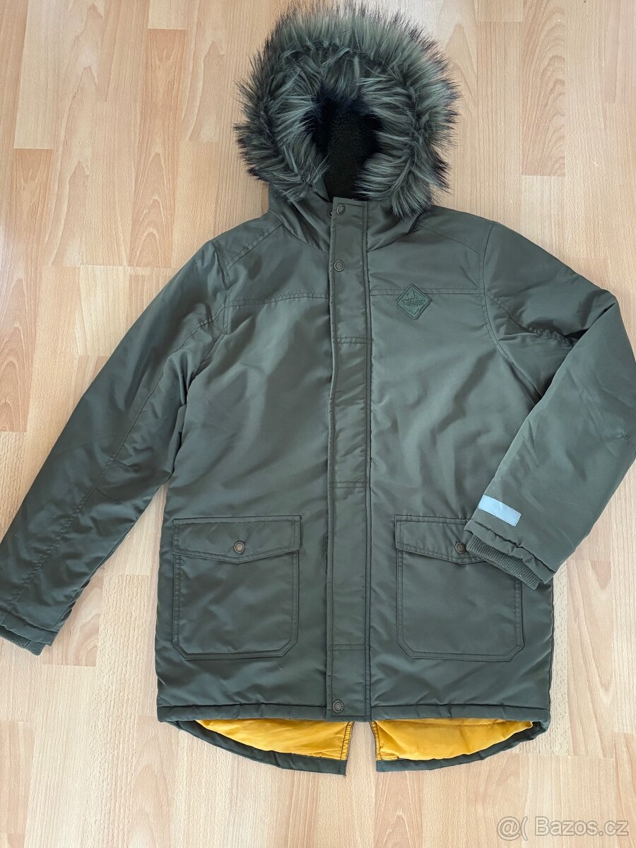Chlapecka zimní bunda vel.164/170 Top stav
