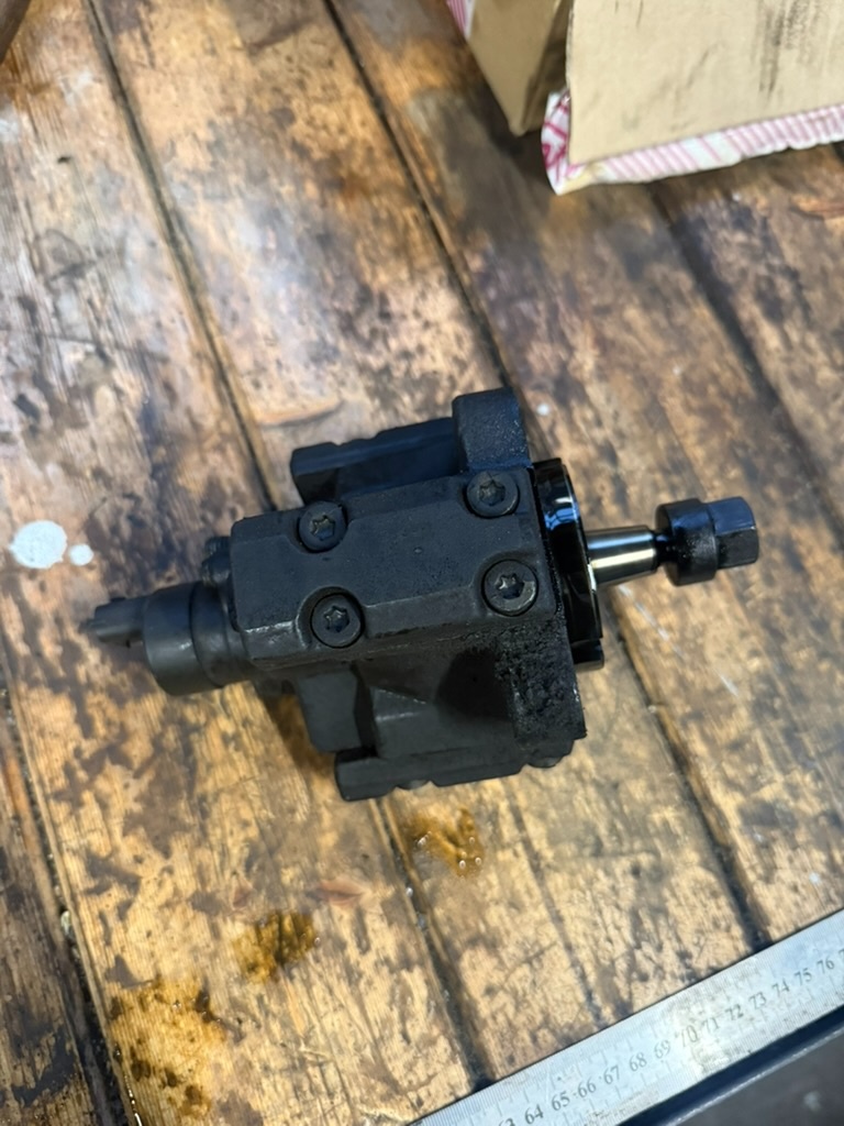 BMW e39 530D vysokotlaké čerpadlo