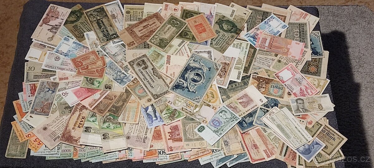 225 Ks KRÁSNÝCH BANKOVEK PO SBĚRATELI