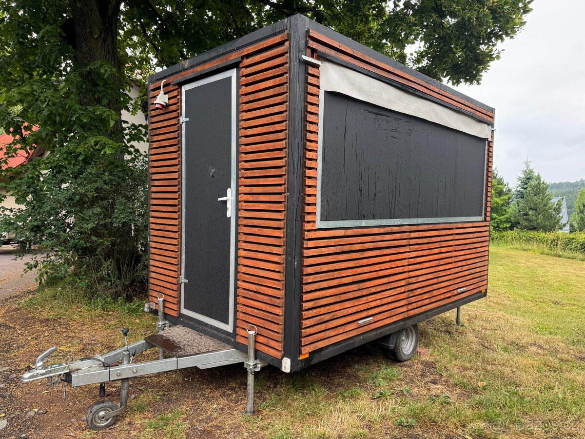 Pojízdný stánek, foodtruck