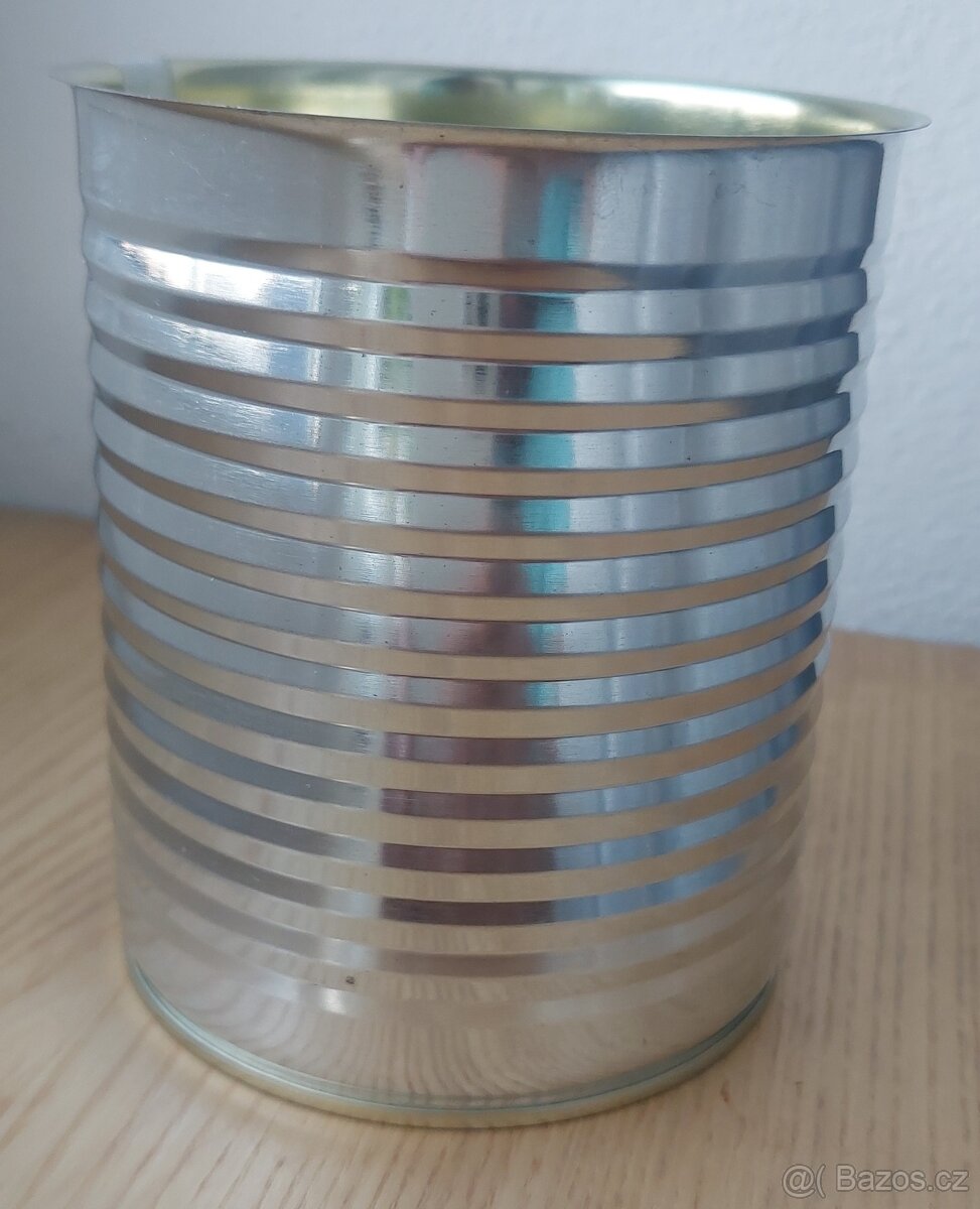 Plechovky na zavařování masa