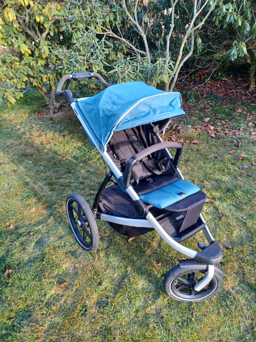 Thule Urban Glide 2, TUG2 - Majolica Blue s příslušenstvím