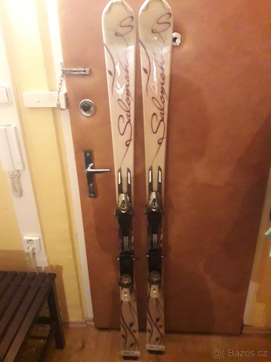 Kvalitní carvingové lyže SALOMON,170cm