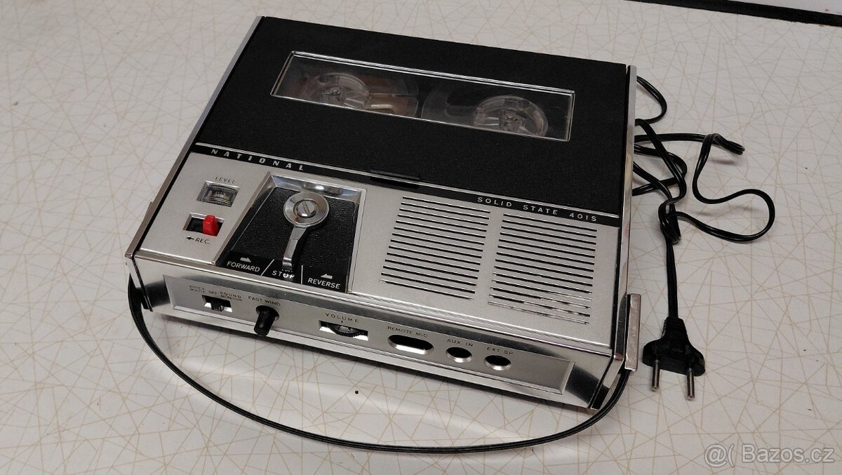 Magnetofon NATIONAL RQ-401