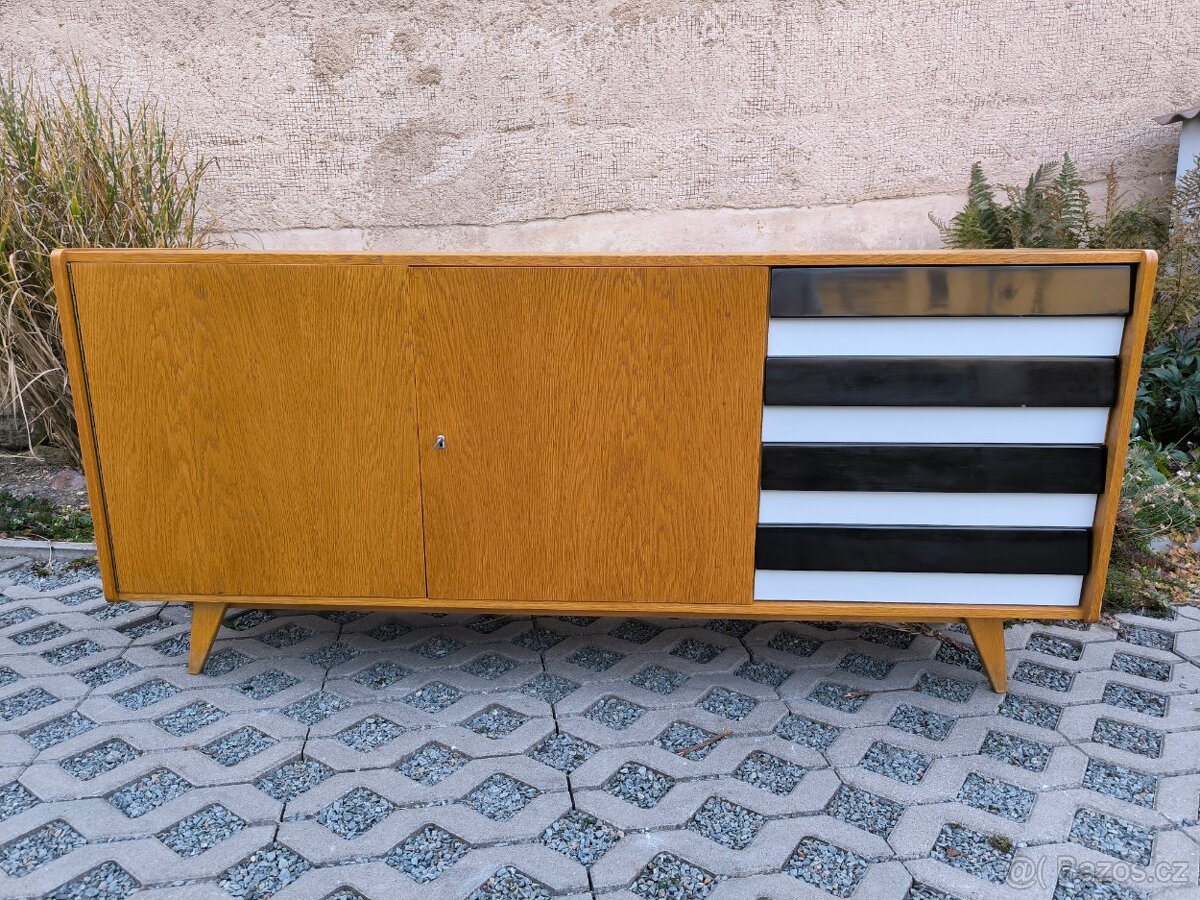 Retro komoda U-460 Jiří Jiroutek - Brusel 60. léta