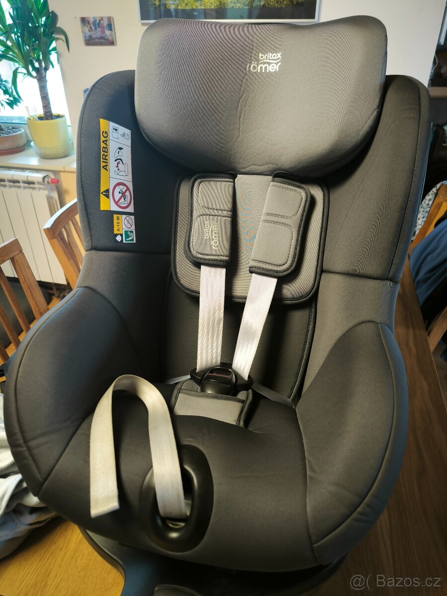 Autosedačka BRITAX Dualfix 3 i-Size Bundle Flex iSense 2022