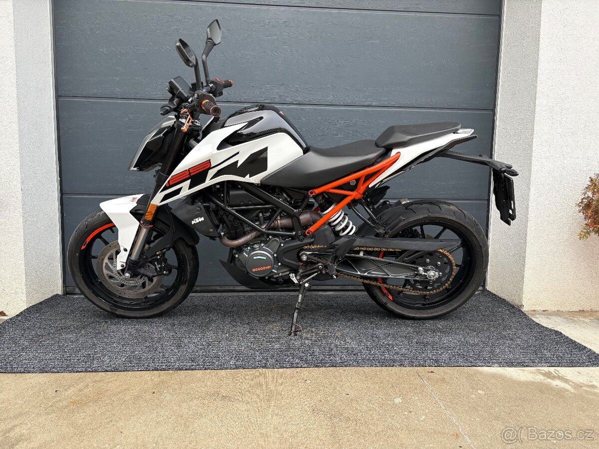 KTM Duke 125