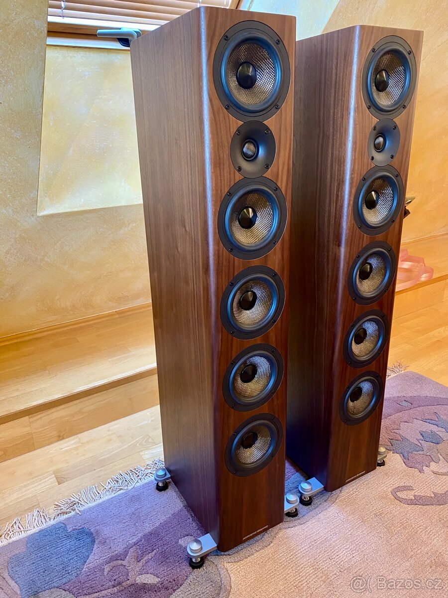 Acoustic Energy AE520