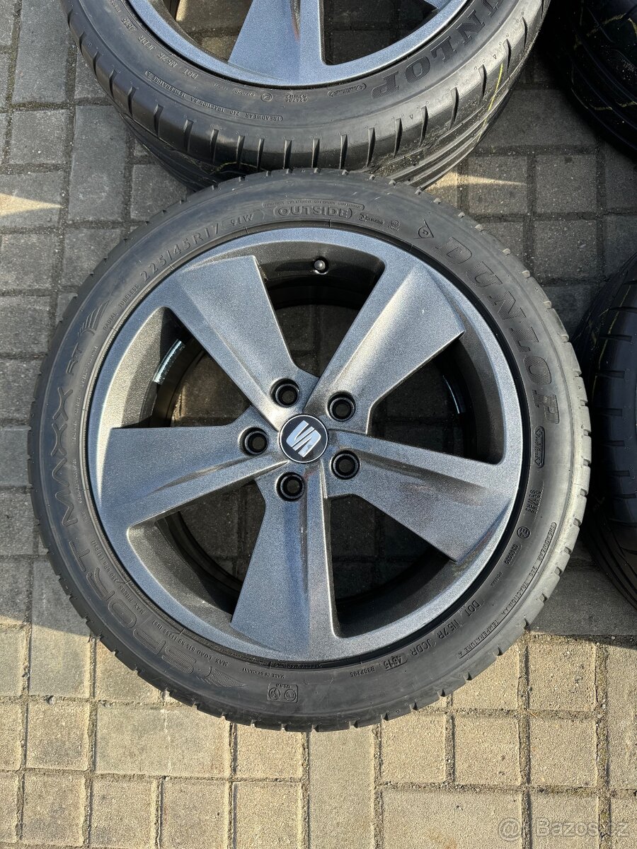 ORIGINÁL Alu Seat, Škoda, Volkswagen R17, 5x112 - TOP