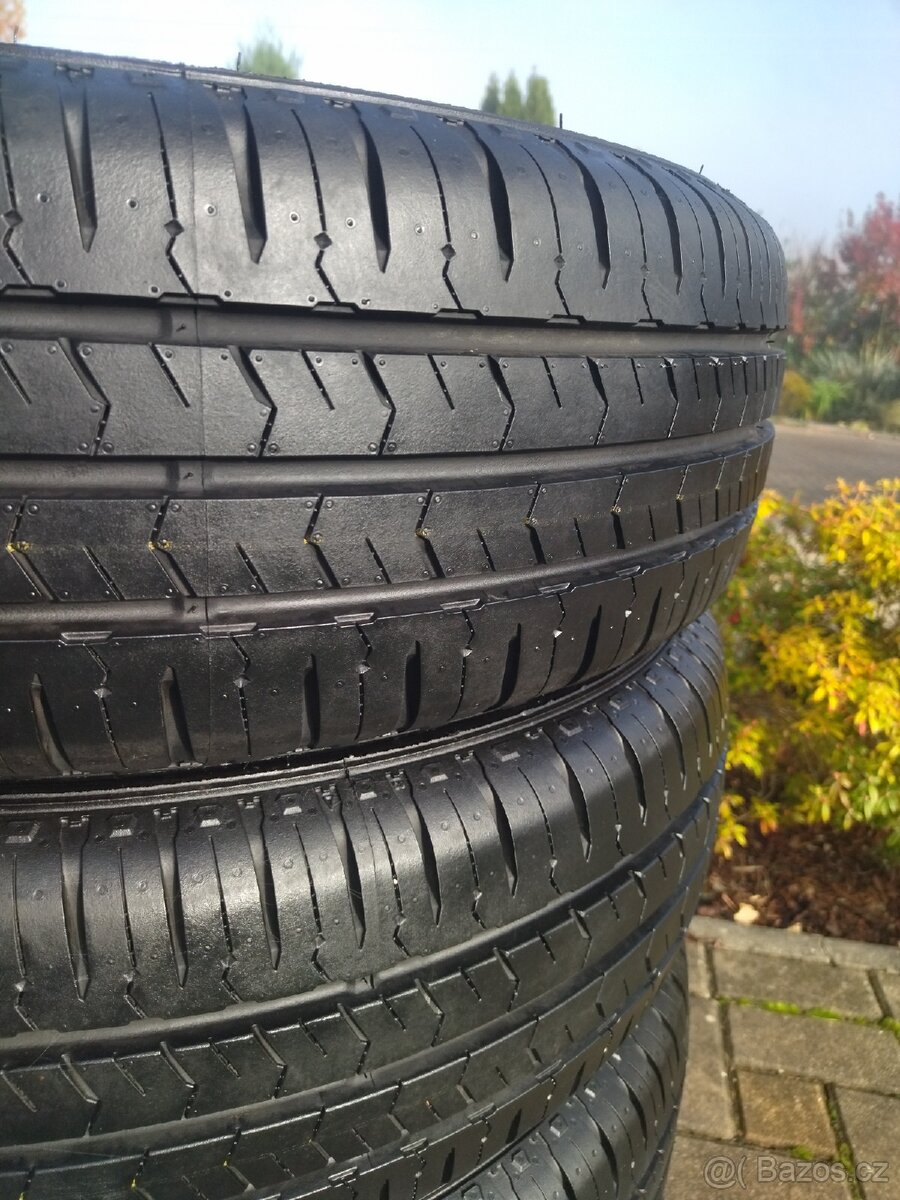 Nové letní pneu na dodávku Nexen roadian CT8 215/75/16 C