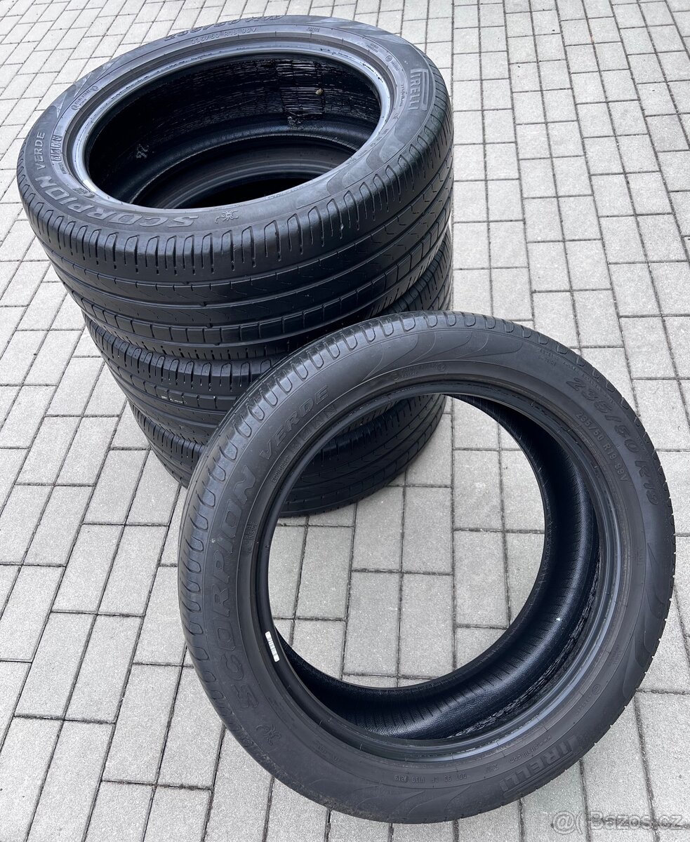 235/50 R19 - 4x letní Pirelli