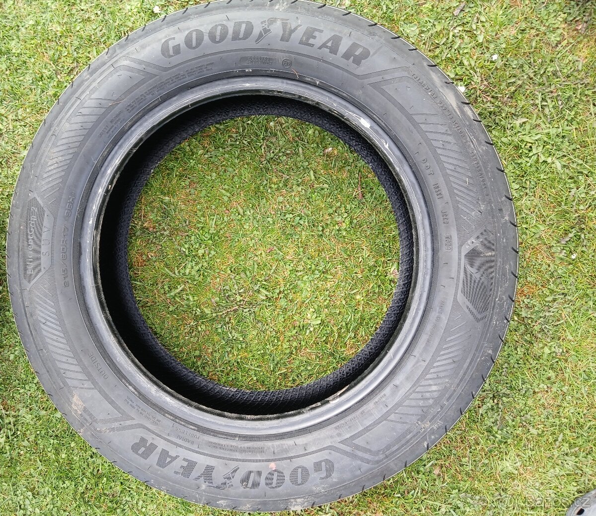 Gooodyear nové pneu 215_60_R17