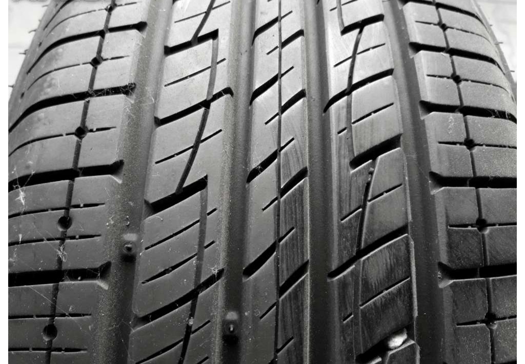 Sada letních pneu 215/60 R17 Kumho