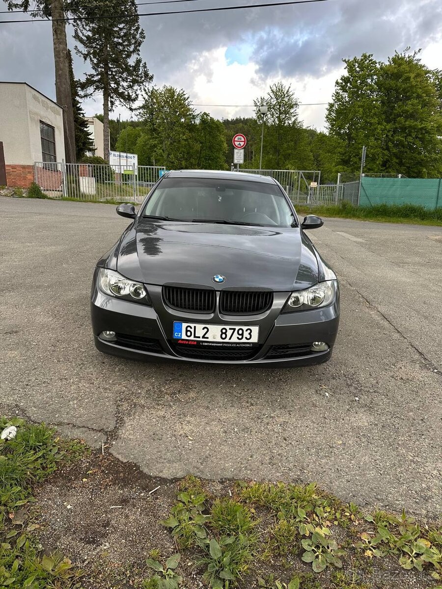 BMW E90 320i – 6st. manuál, po velkém servisu STK do 04/2026