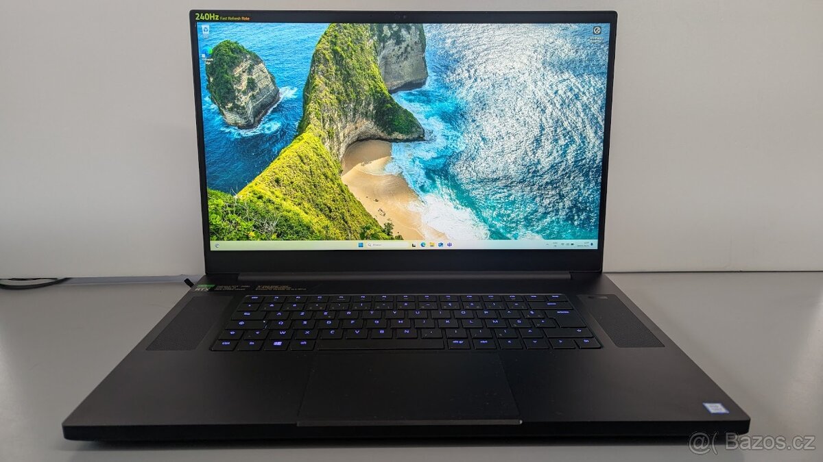 Herní notebook Razer Blade Pro 17, i7, RTX2080, 16GB/512GB