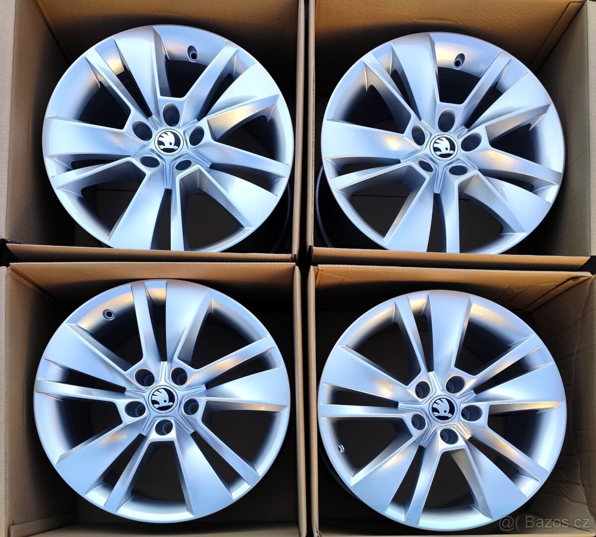 Alu kola originál Škoda Kodiaq 5x112 R18 Triton