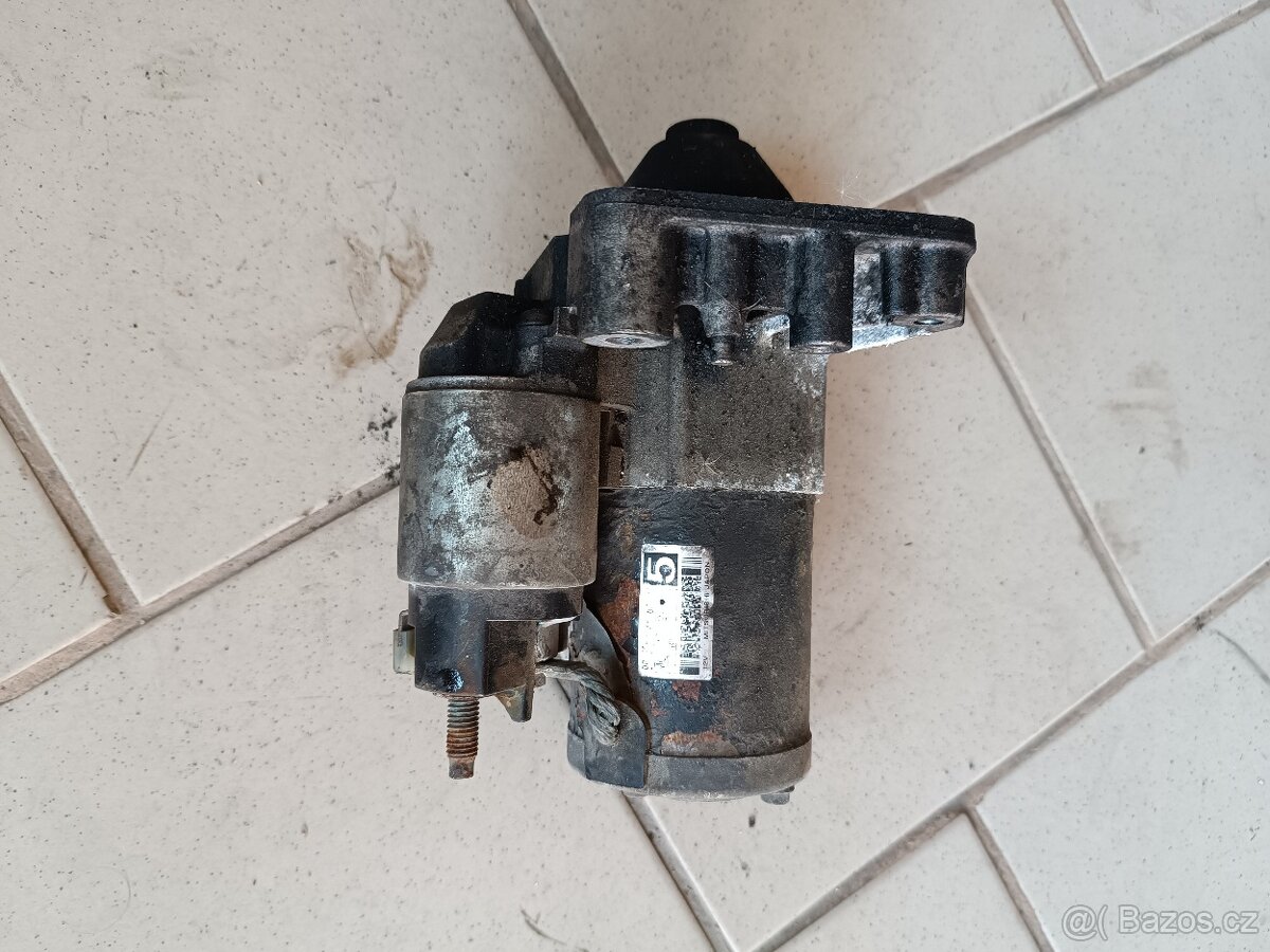 Citroen C4 Picasso startér