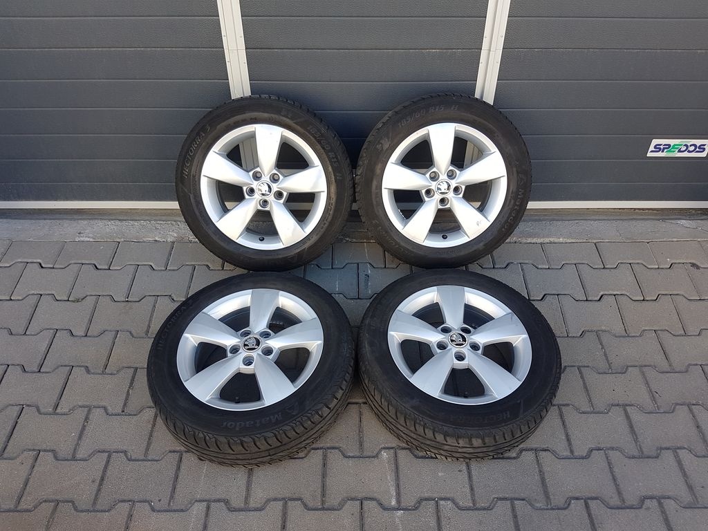 Originál alu kola CARME 6x15" 185/60 Rapid, Fabia III, nově