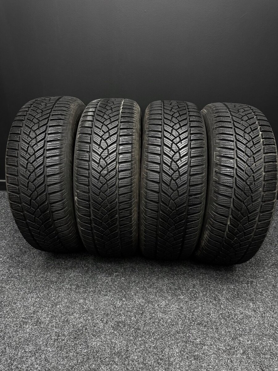 Sada pneu Fulda 215/65/16 98H