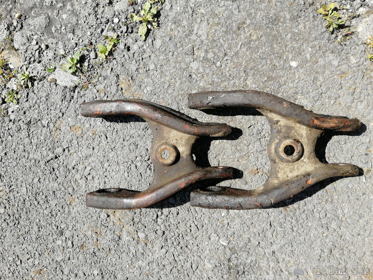 Horní ramena škoda