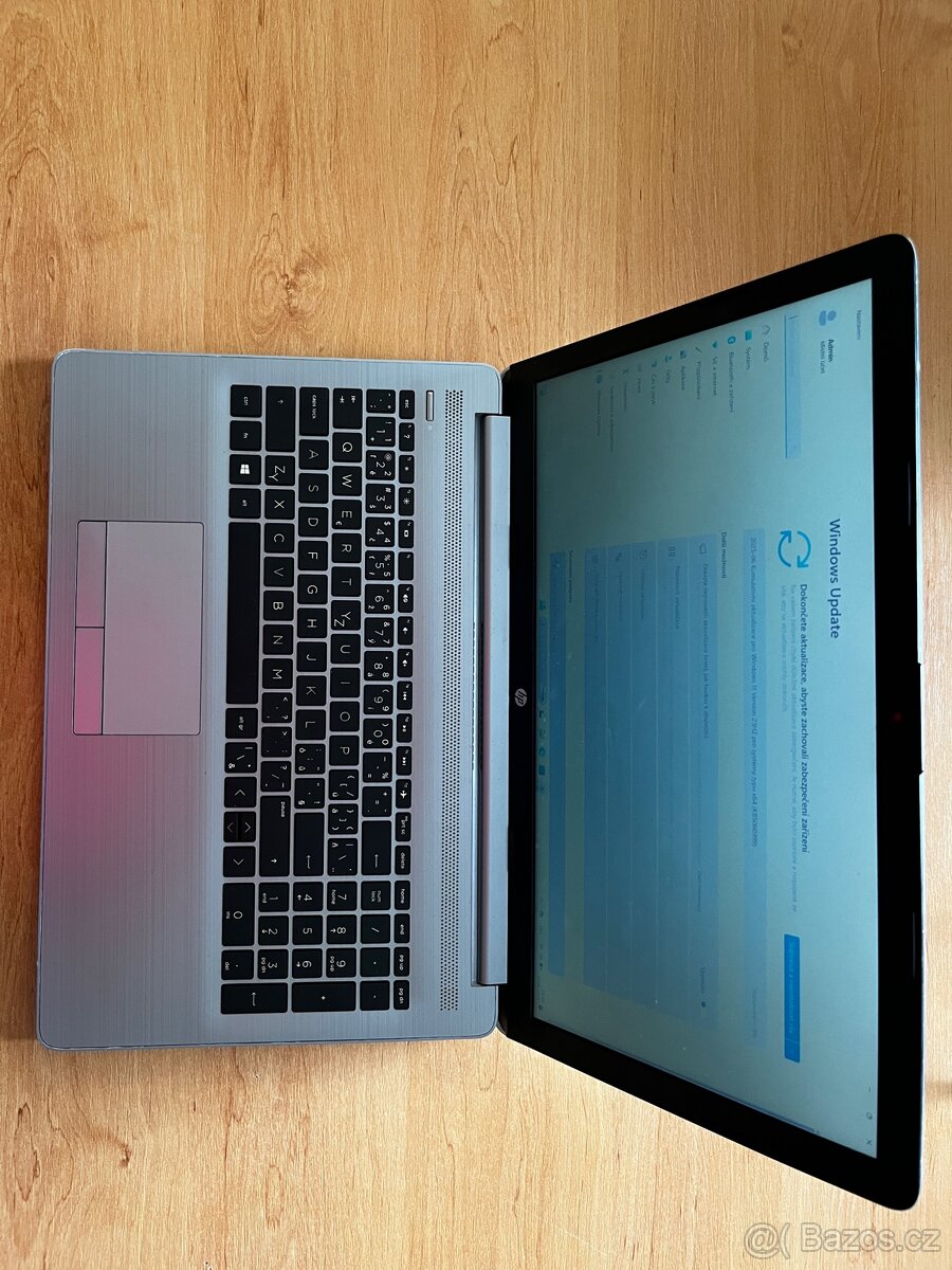 Notebook HP 255 G7 top