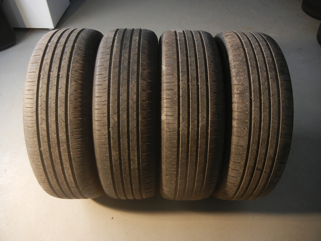Letní pneu Continental 215/65R17 - možnost přezutí