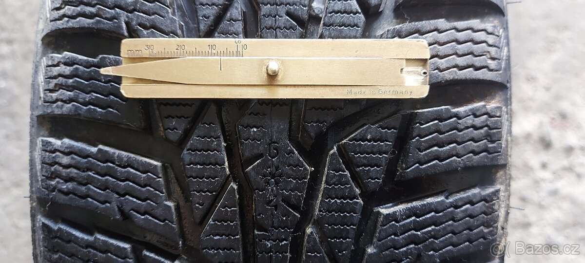 Zimní pneu 195/65R15 Nokian