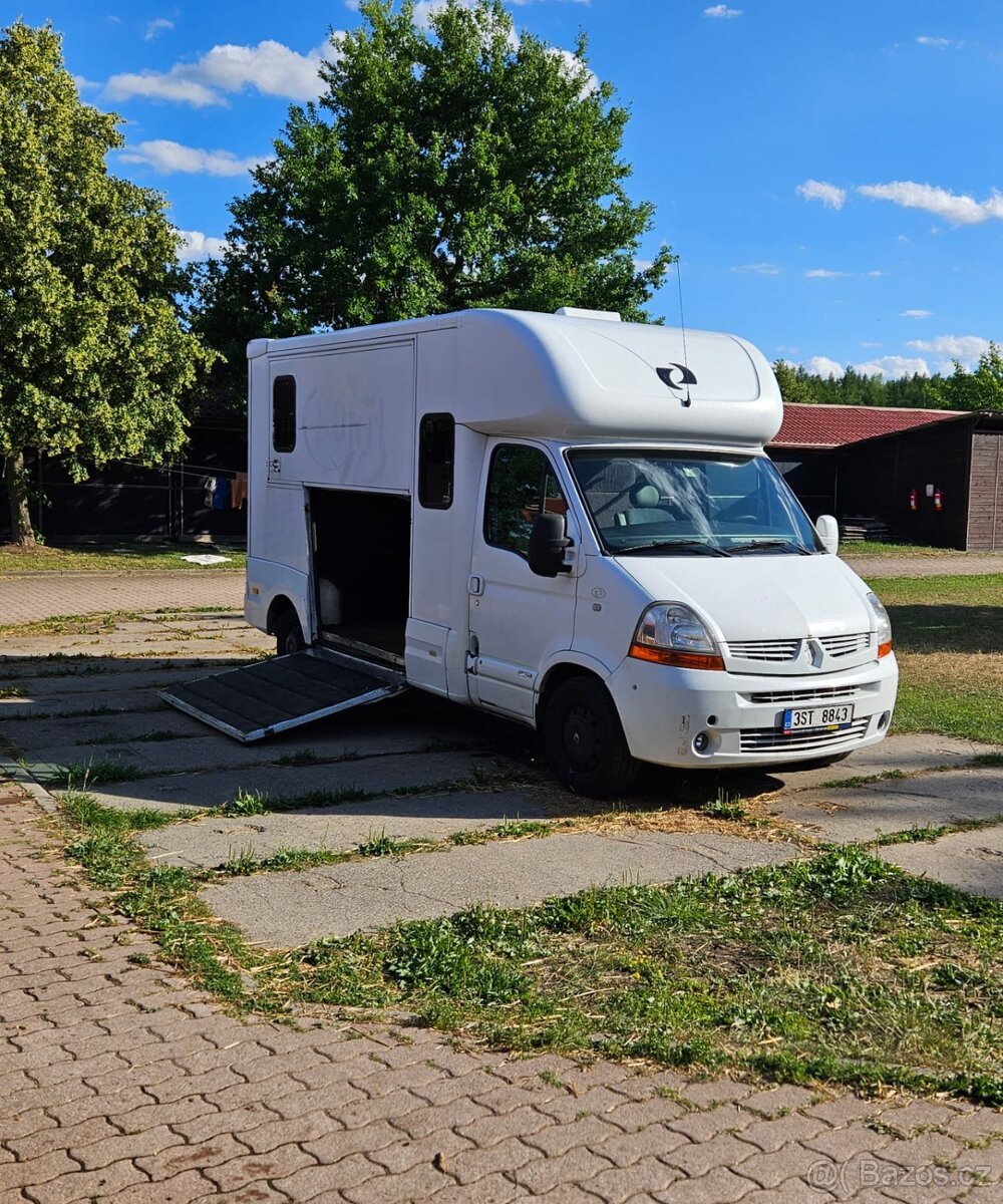 Auto na koně
