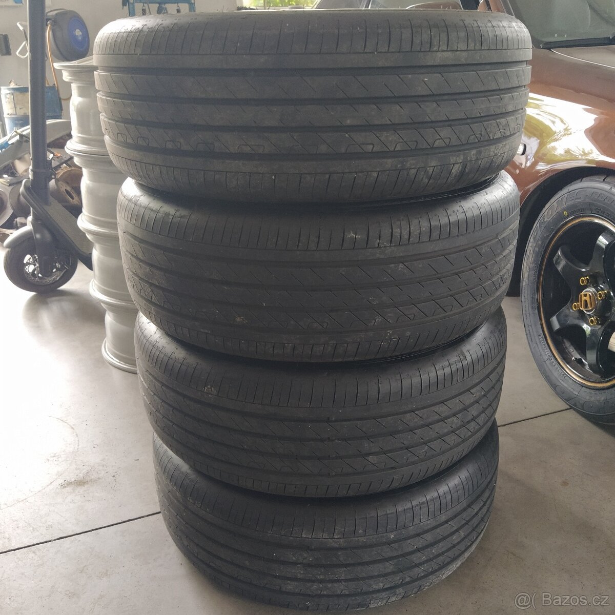215/50/18 92V