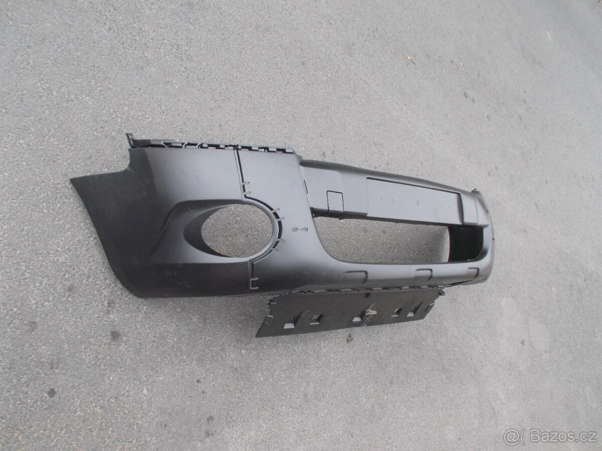 Citroen BERLINGO r.v. 08-15 PŘEDNÍ NÁRAZNÍK S OTVORY PRO MLH