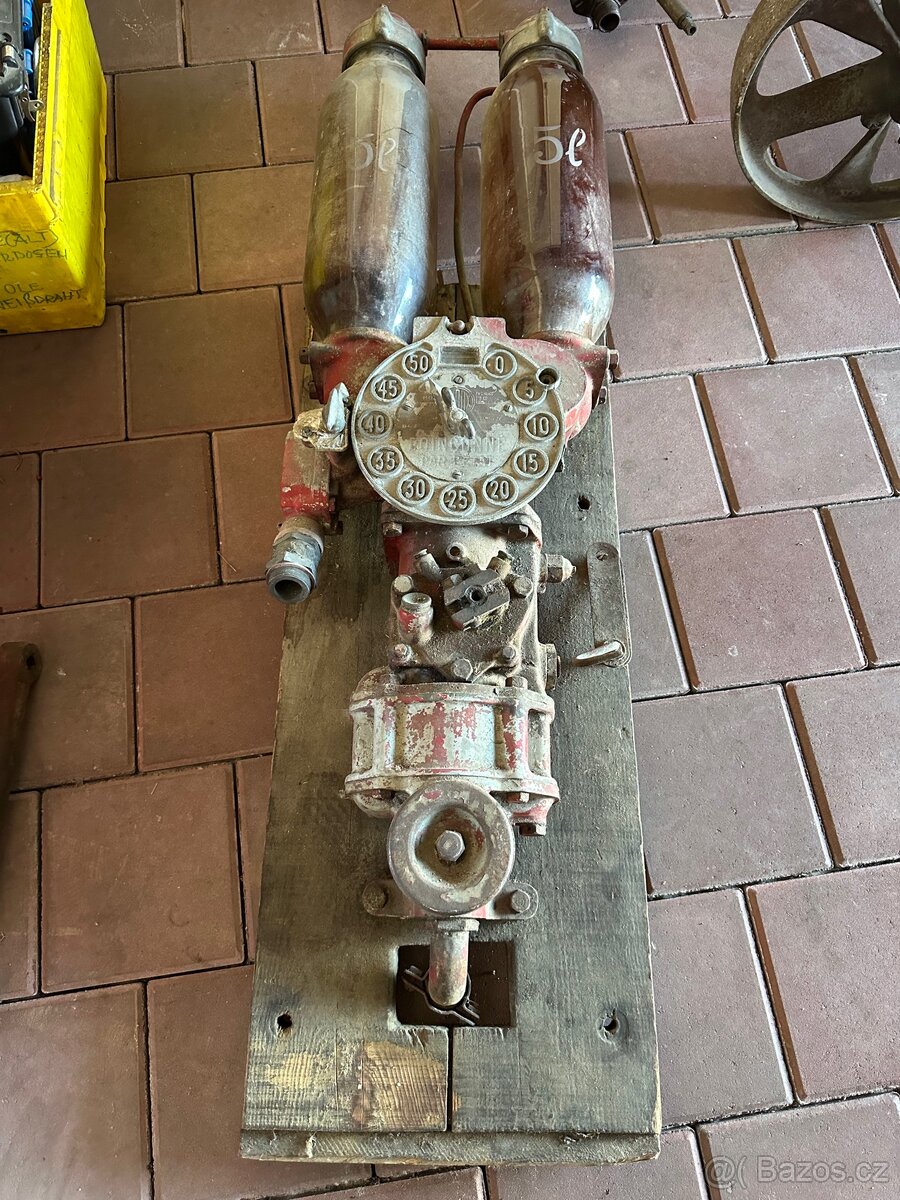 Benzinovy stojan Satam