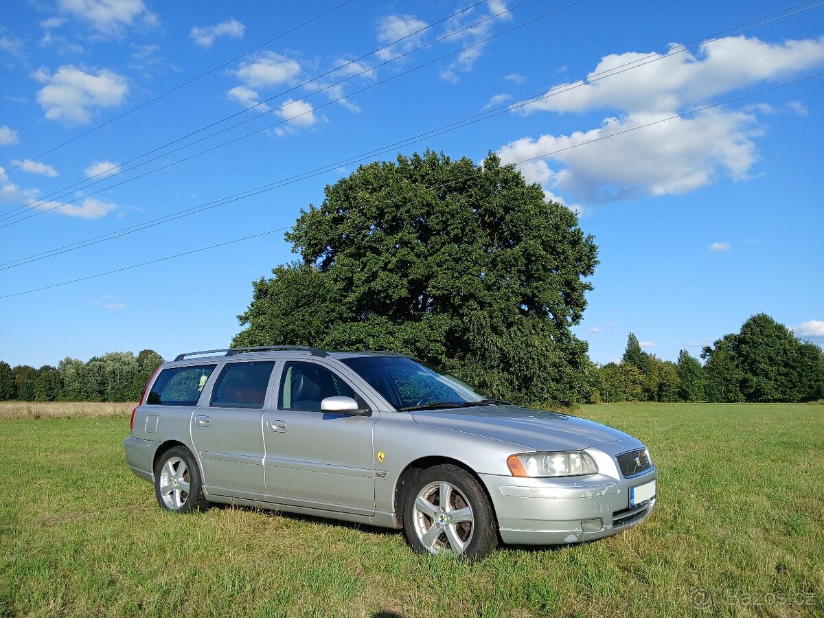 Volvo V70 II D5 2006 6q manuál