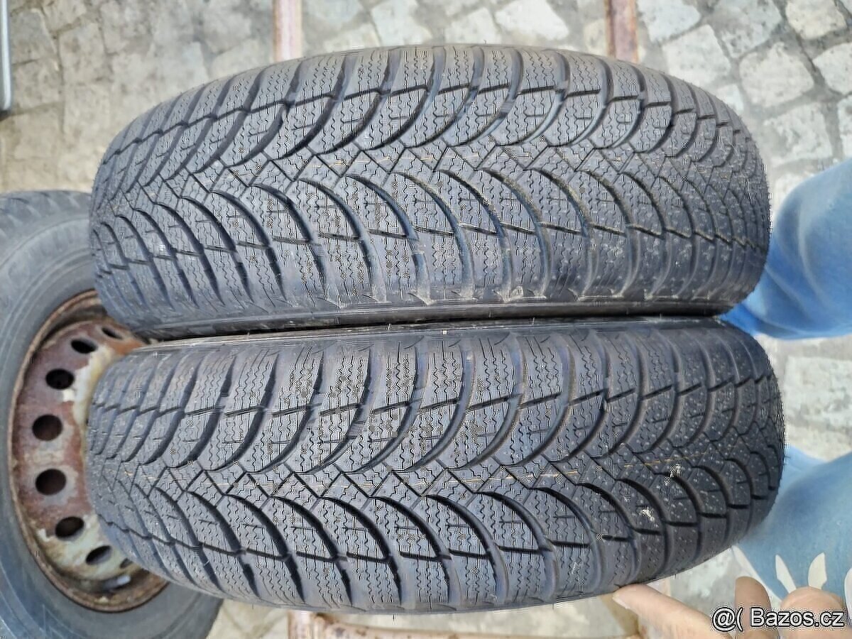 175/70/13 zimni pneu NEXEN 175/70 R13