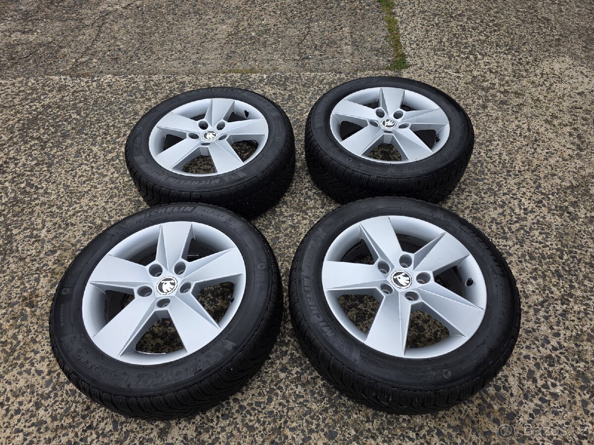 Zimní komplet kola Škoda ilias 5x112 205/55 r16