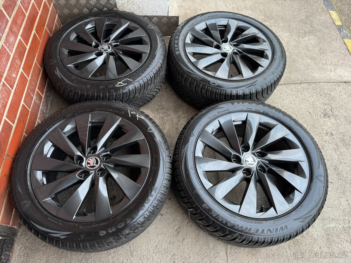 Alu 17" 5x112 , škoda " SAGITARUS " zimní 95% O4 ,TOP