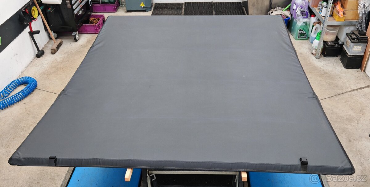 Ram 1500 Longbed 6,4ftp skládací kryt