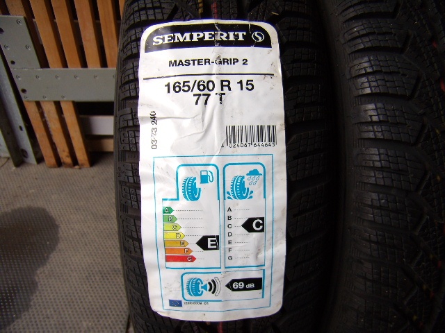 165/60 R15 Semperit Mastergrip 2 zimní nové 2ks