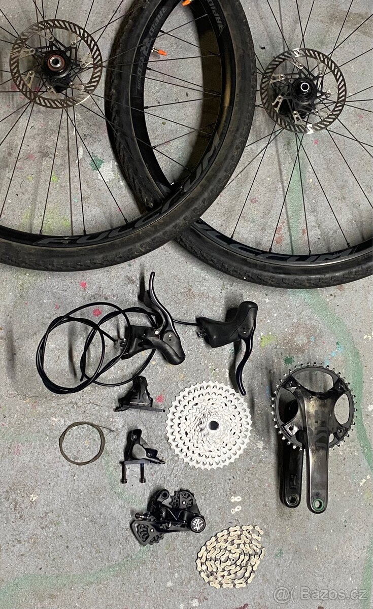 Campagnolo Ekar 1x13 sada + kola Fulcrum