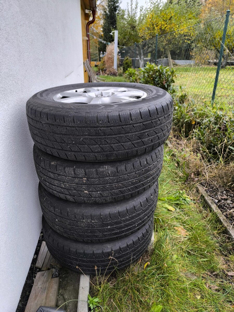 prodám zimní pneu s originálními disky na AUDI Q5