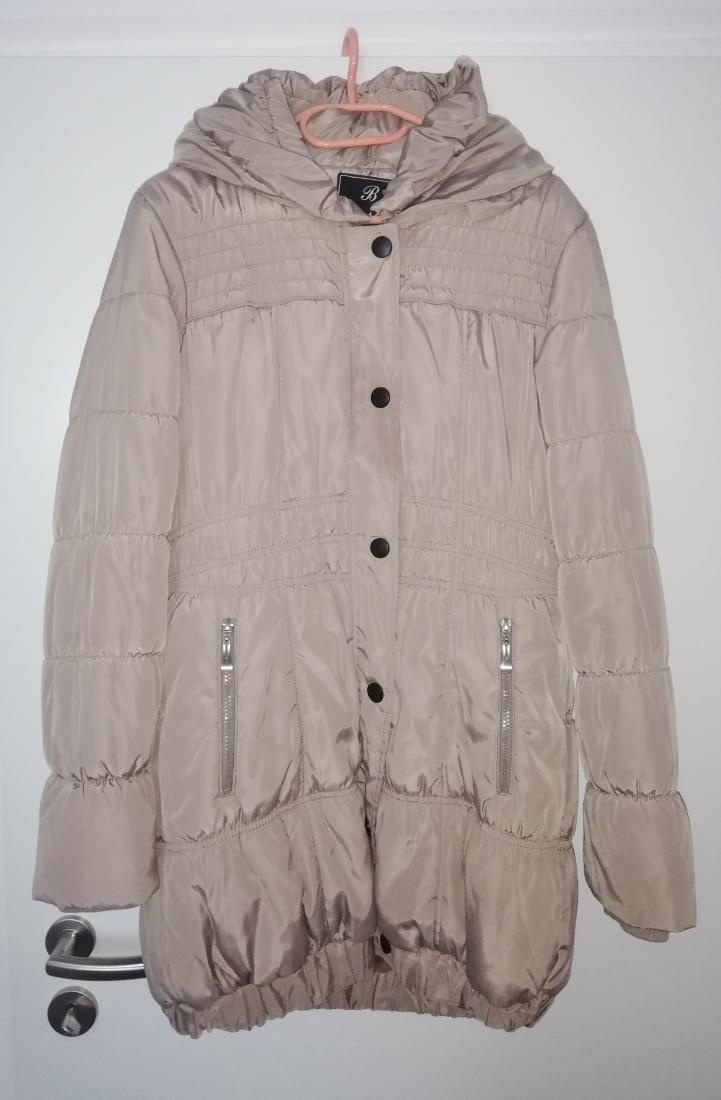 Prodám dámský zimní kabát.