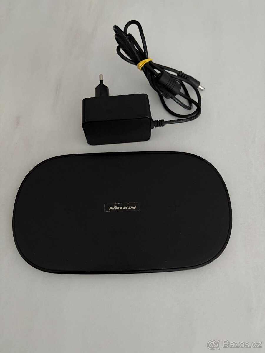 Bezdrátová nabíječka / podložka Qi NILLKIN pro dvě zařízení