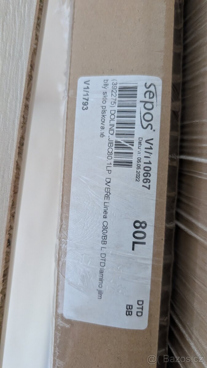 Interiérové dveře 80L a zárubeň bez kovaní s vložkou