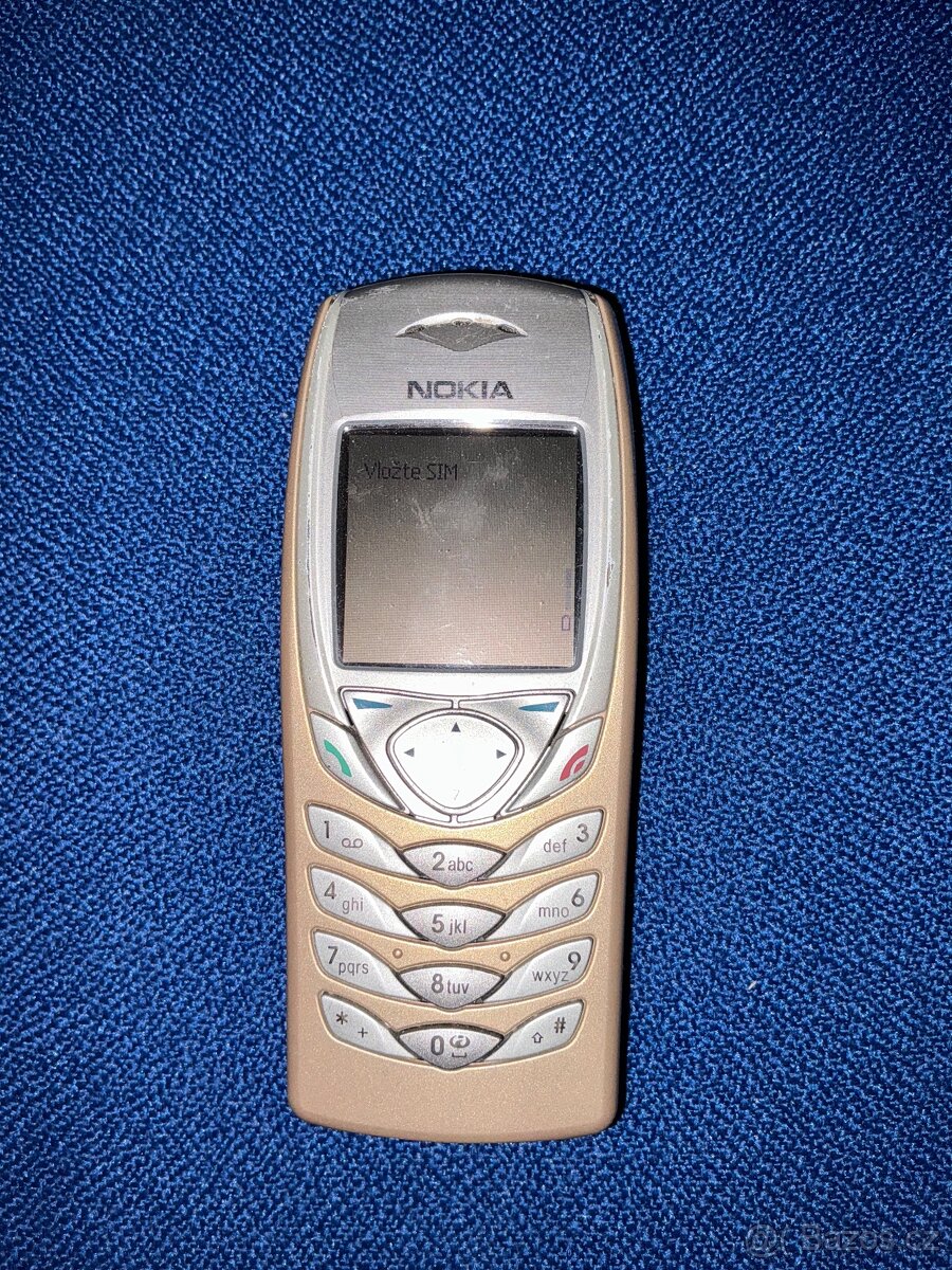 Nokia 6100 pěkný stav
