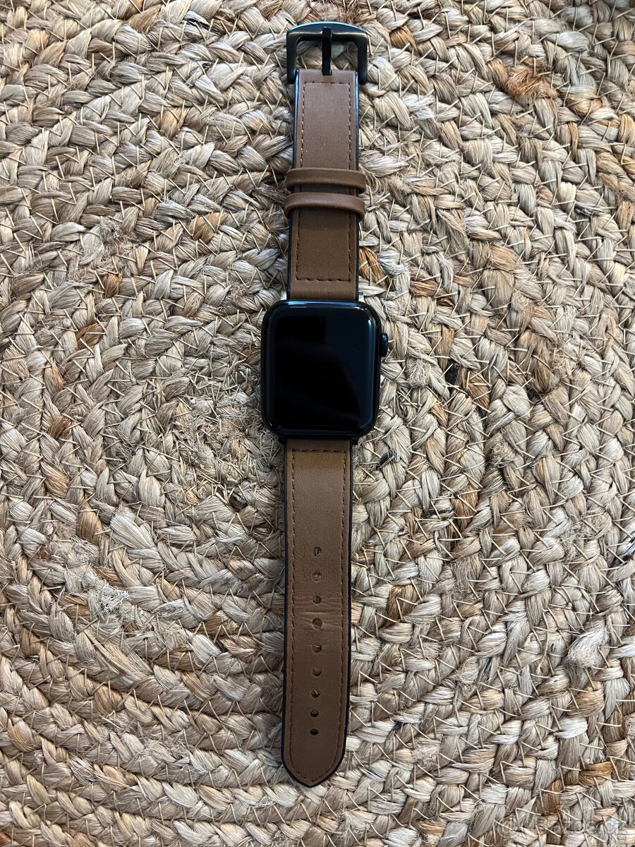 Apple Watch SE 2024 44mm - Cellular