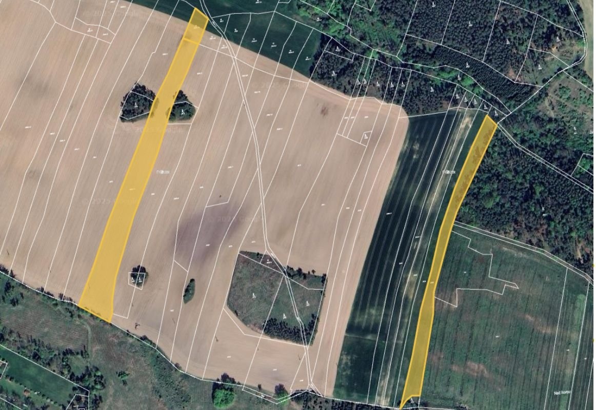 Prodej podílu 1/6 pole 3 818 m², Pyšel