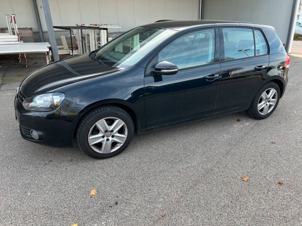 Volkswagen Golf 6 1.4 MPI 69tkm Černá metal